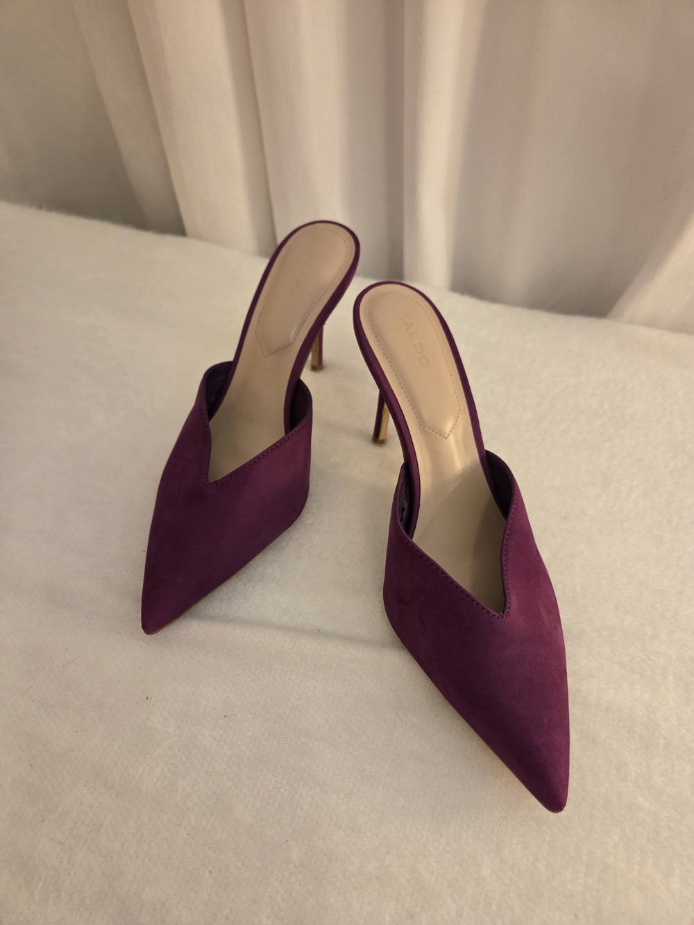 ALDO Plum Pointed-Toe Mule Heels Unique Adorable Plum Purple Shade Great Quality
